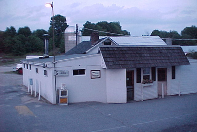 1999 Farm store – The farm store, and milk plant, which has served us well for producing and selling milk, ice cream, and other items replaced with a new facility in 2008.